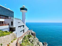  추석 연휴에 가족과 함께 꼭 찾아가야 할 부산, 여수, 울산의 아름다운 '인생샷 등대' 4곳. 기사 이미지